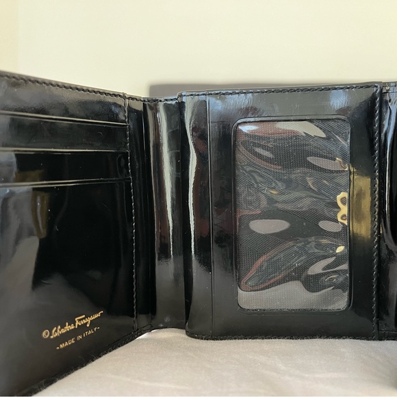 Salvatore Ferragamo small black wallet - Picture 4 of 4